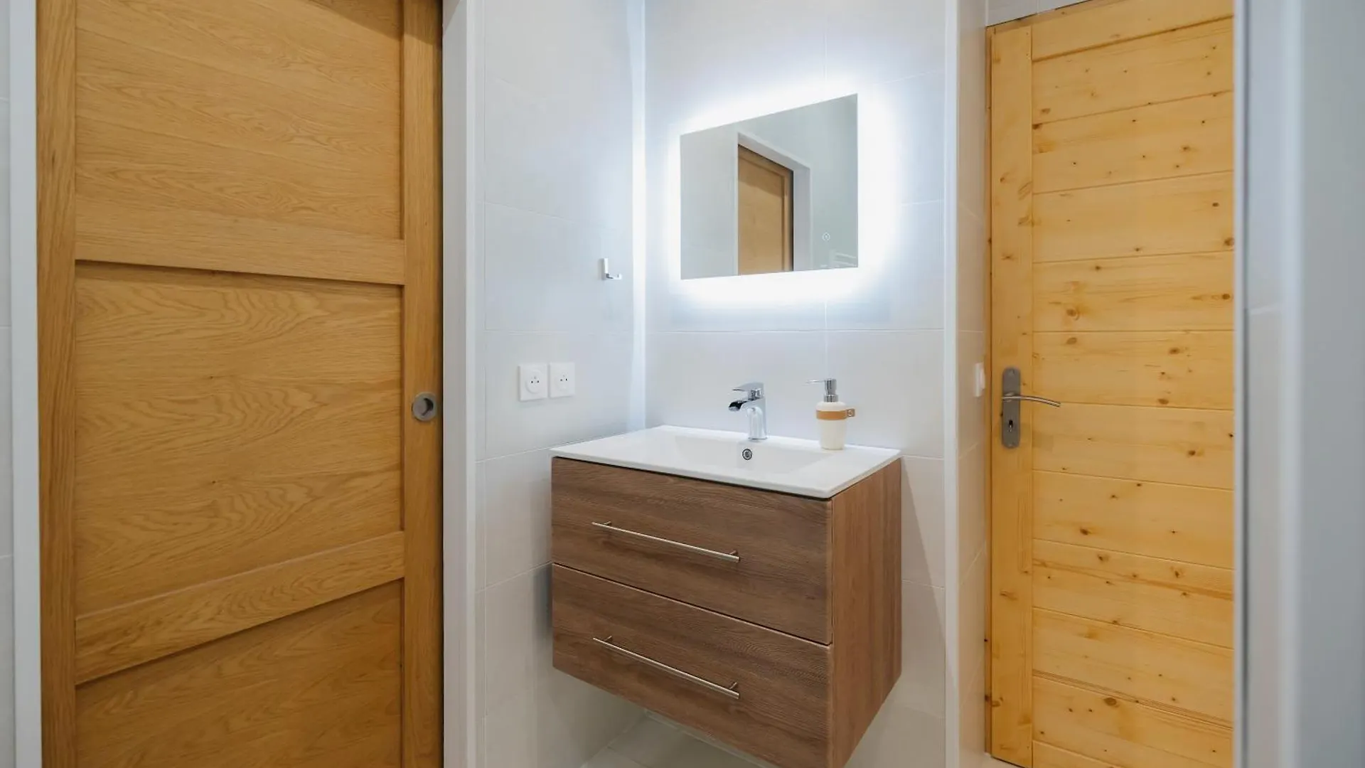 Chaleureux Appartement 8 Couchages #4 Embrun 0*,